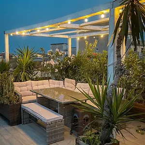  Maison d'hôtes Follow The Sun - Rooftop Terrace