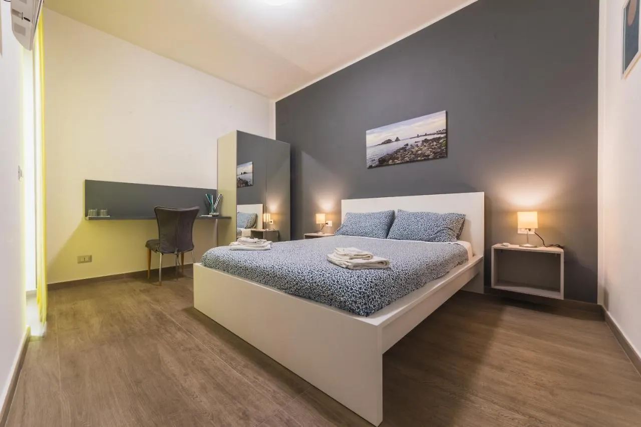 Bed & Breakfast Ambasciatori B&B Catania Italy
